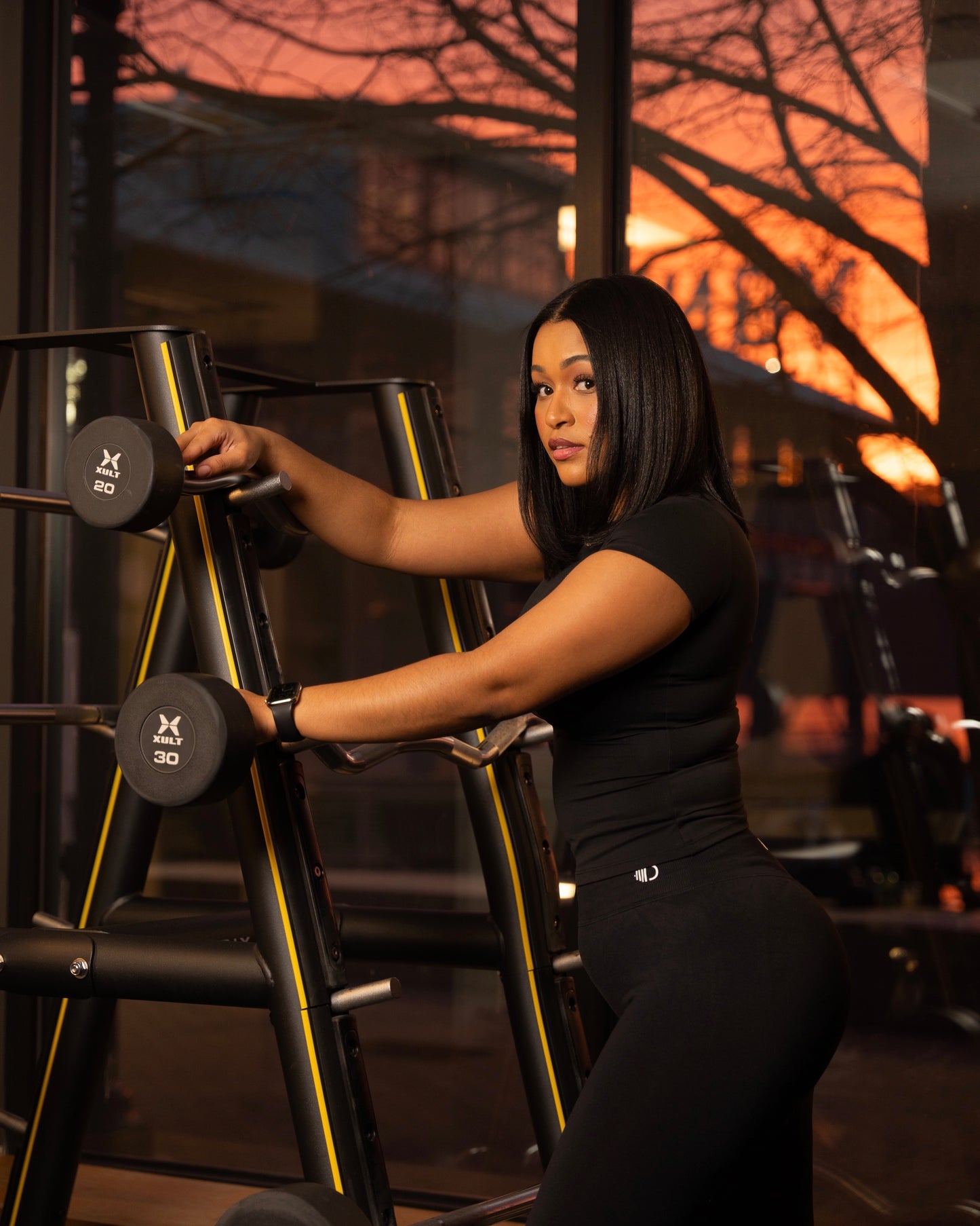 GYM ESSENTIALS BLACK