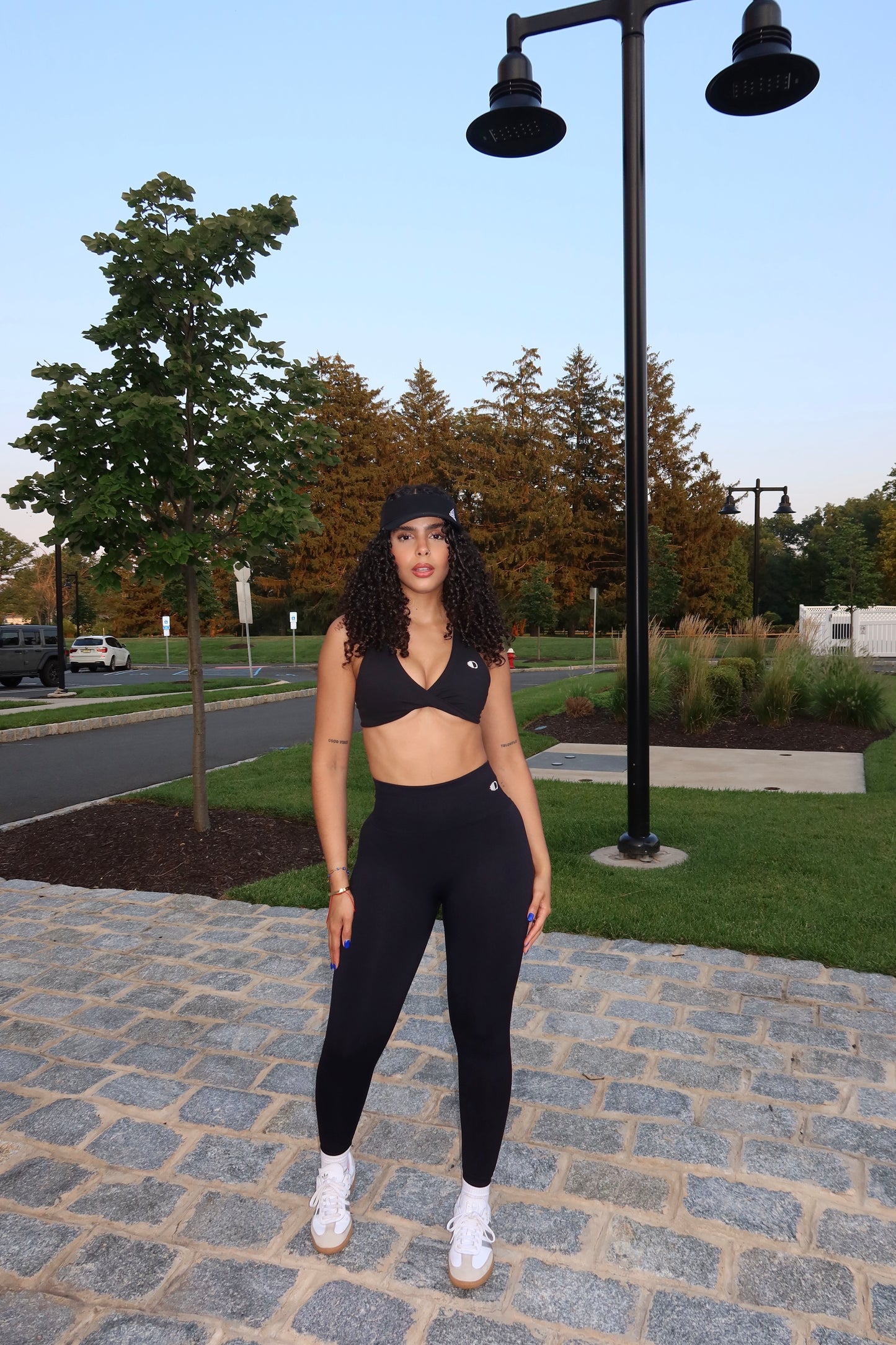 Vibes Black 2