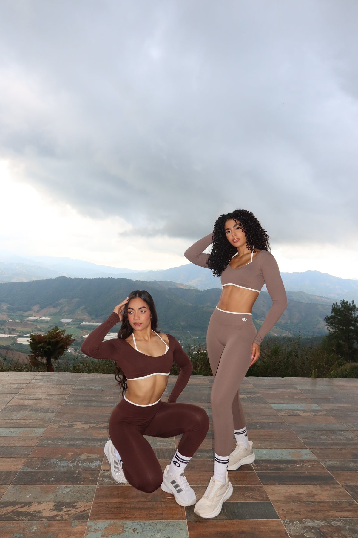 Summit Set Grey